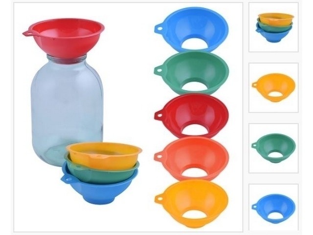 Воронка для банок д.6,5 см 14 см 76-59